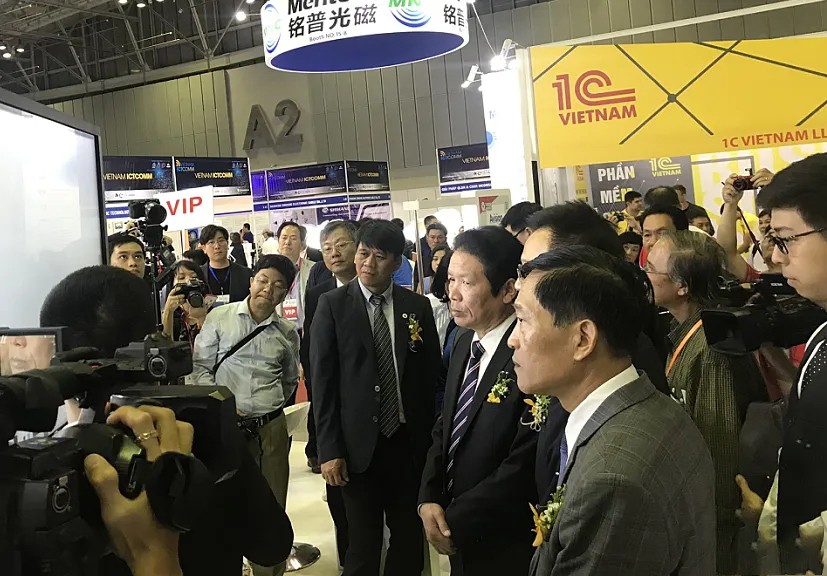 SUR-LINK, ICT COMM Vietnam 2026'da Güçlü Bir Görünüm Sağlayarak Akıllı Kablolamada Yeni Bir Çağın Kapısını Açıyor! 